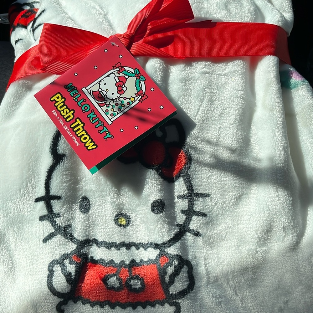 Hello Kitty Plush Throw